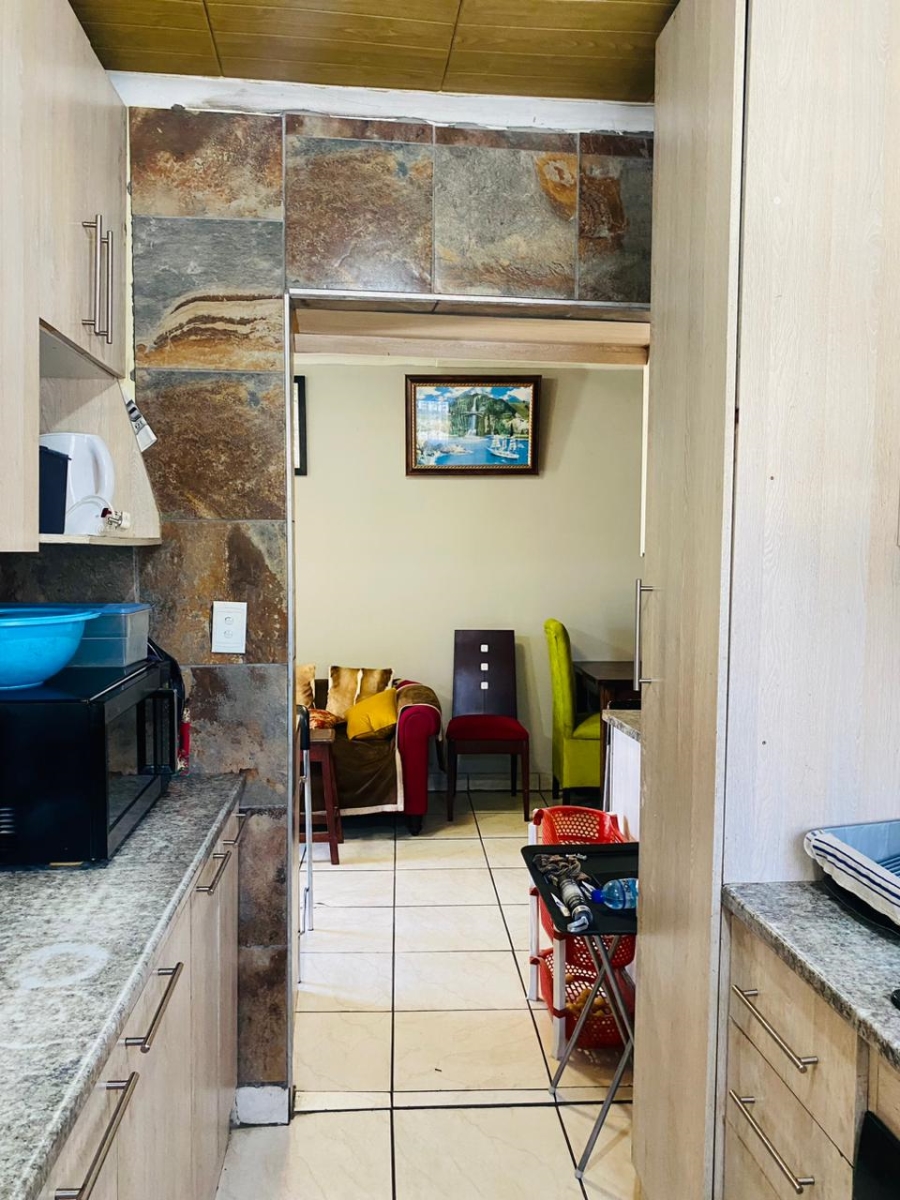 2 Bedroom Property for Sale in Kuyasa Western Cape